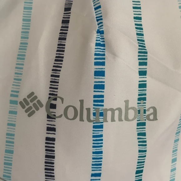 Columbia Windbreaker - Picture 12 of 14